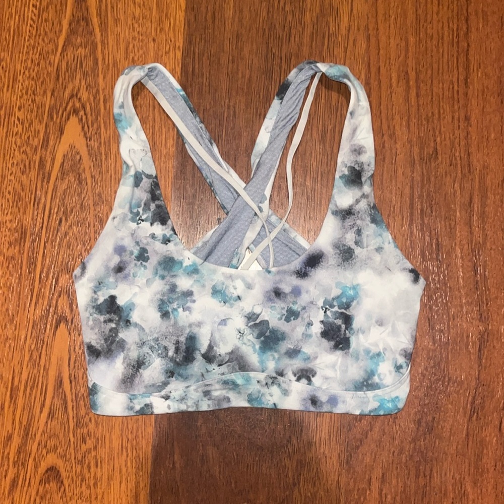 Lulu lemon Sports Bra Size:4